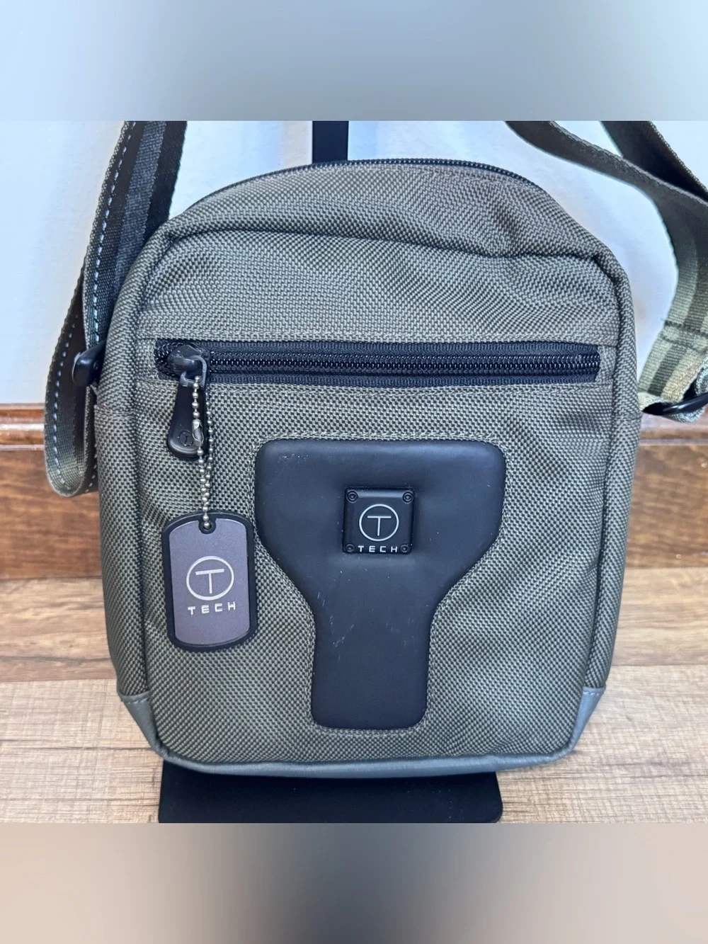 Y2K Vintage Tumi T-Tech Data Gorpcore Tactical Olive Ballistic Crossbody Bag